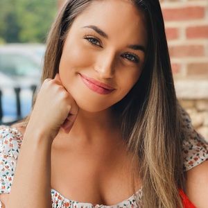 Meet your Posher, Casey